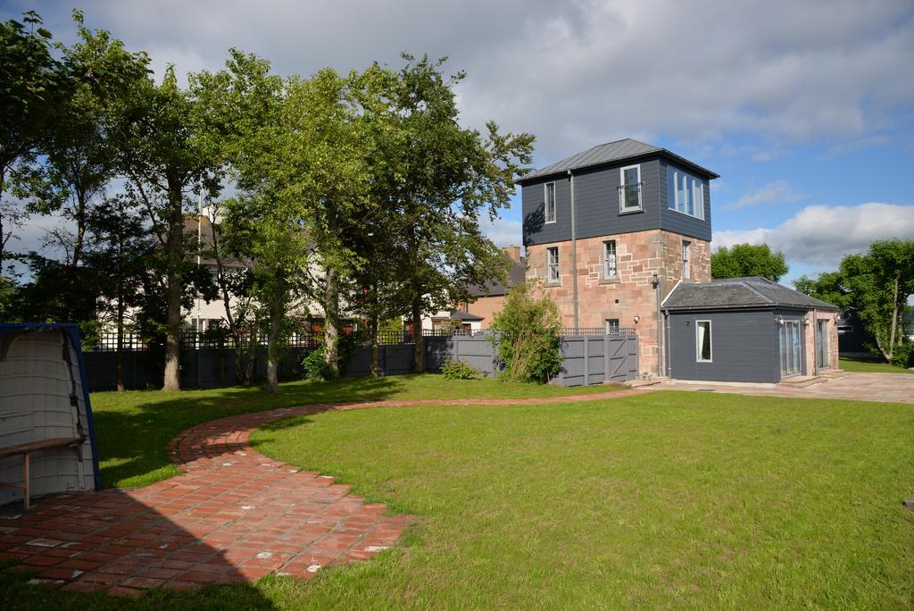 Tangle Tower Inverness Exterior foto